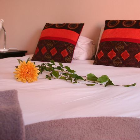 Dunedin Star Guesthouse Суакопмунд Екстериор снимка