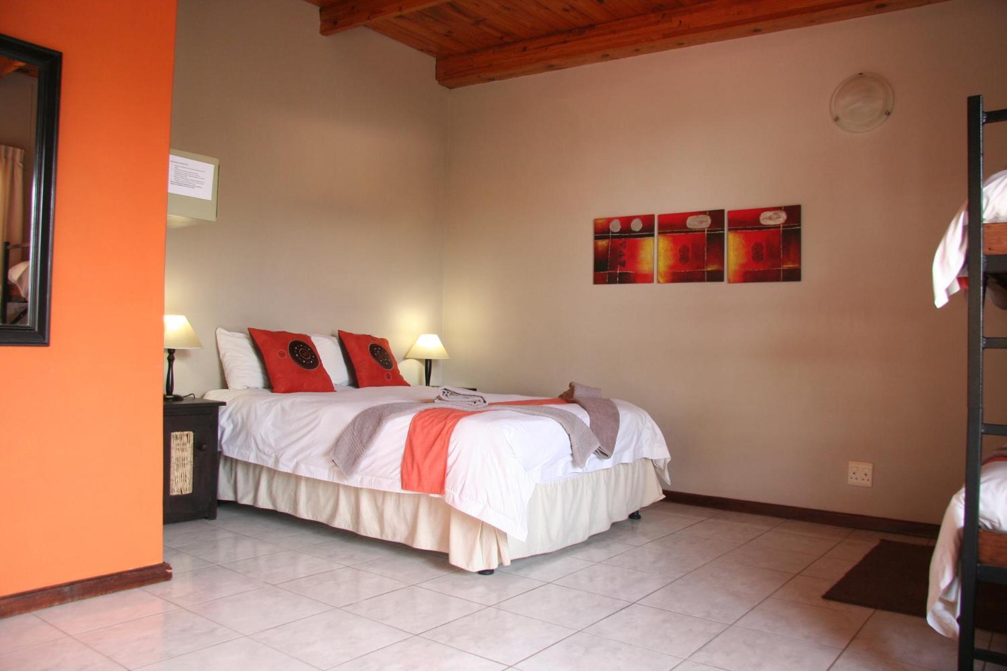 Dunedin Star Guesthouse Суакопмунд Стая снимка