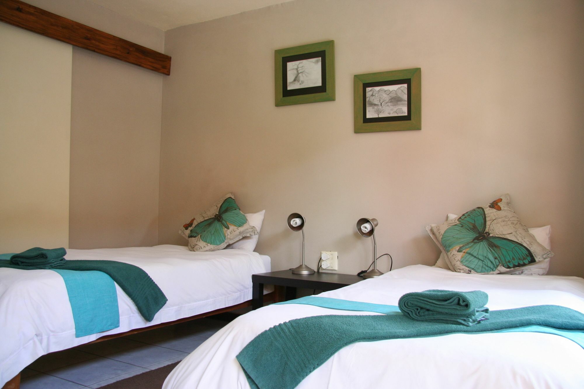 Dunedin Star Guesthouse Суакопмунд Екстериор снимка